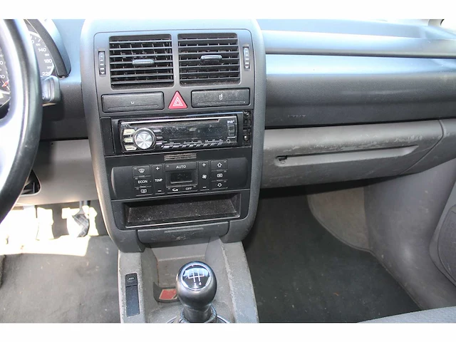 2001 audi a2 - personenauto - afbeelding 8 van  35