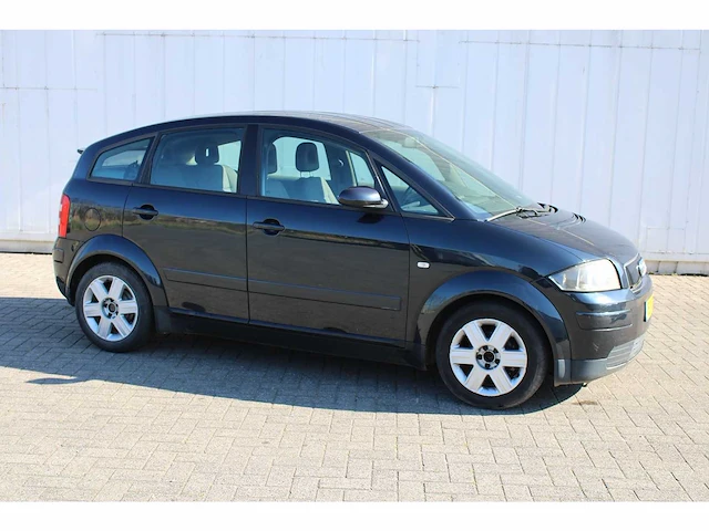 2001 audi a2 - personenauto - afbeelding 31 van  35