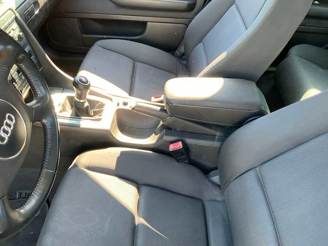 2001 audi a4 limousine personenauto - afbeelding 4 van  25