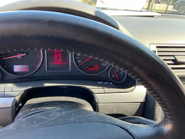 2001 audi a4 limousine personenauto - afbeelding 7 van  25