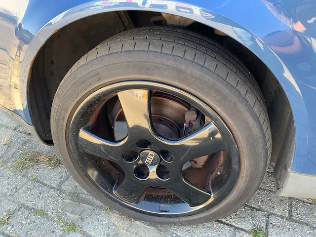 2001 audi a4 limousine personenauto - afbeelding 13 van  25
