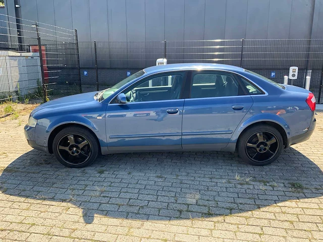 2001 audi a4 limousine personenauto - afbeelding 12 van  25