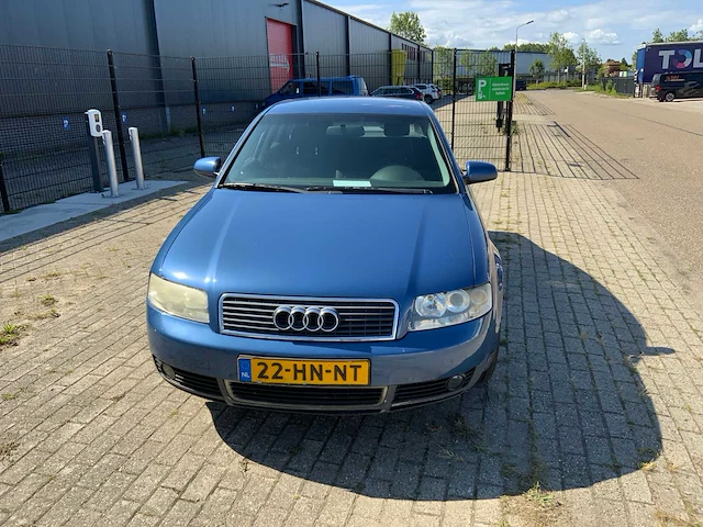 2001 audi a4 limousine personenauto - afbeelding 24 van  25