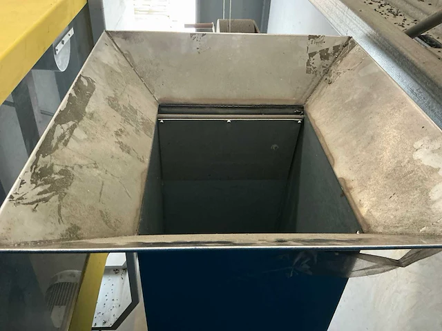 2001 battenfeld ba 500/210 tm spuitgietmachine - afbeelding 34 van  120