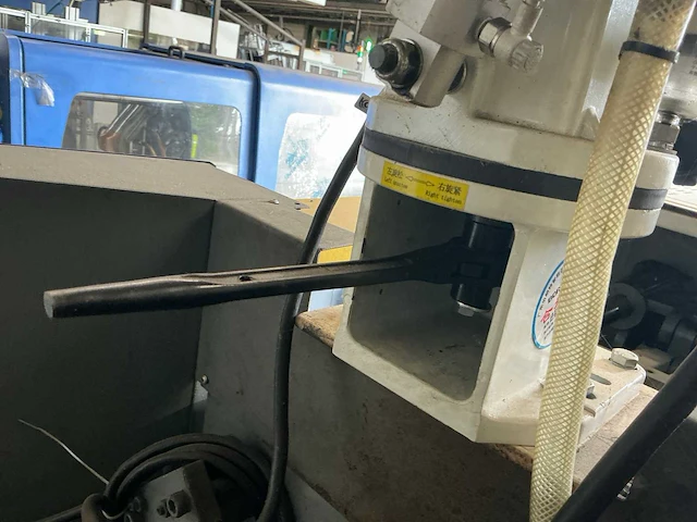 2001 battenfeld ba 500/210 tm spuitgietmachine - afbeelding 57 van  120