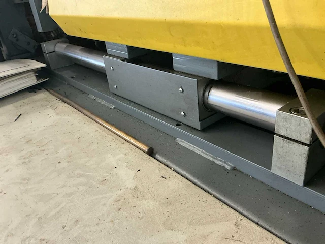 2001 battenfeld ba 500/210 tm spuitgietmachine - afbeelding 90 van  120