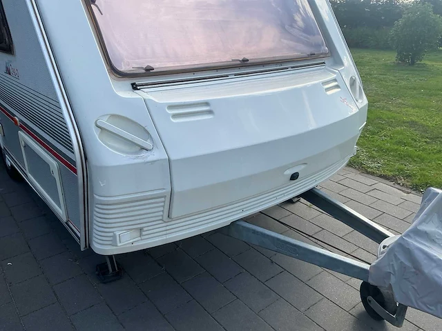 2001 beyerland 403b caravan - afbeelding 10 van  26