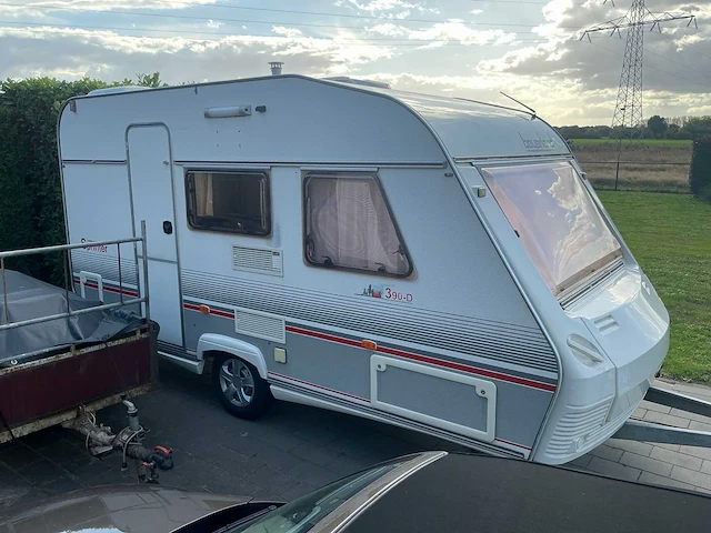 2001 beyerland 403b caravan - afbeelding 3 van  26