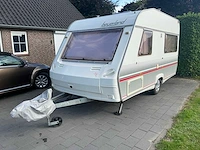 2001 beyerland 403b caravan - afbeelding 1 van  26