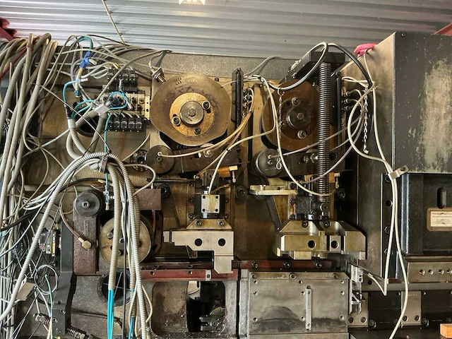 2001 bihler mc82 buigautomaat - afbeelding 17 van  23