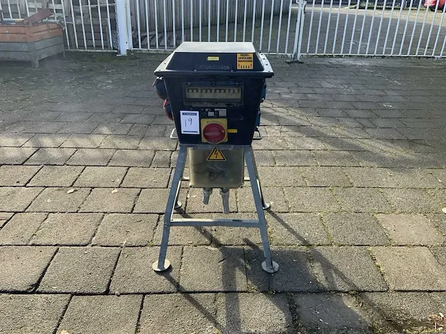 2001 bos elektro midi hoog stroomverdeelkast - afbeelding 1 van  6
