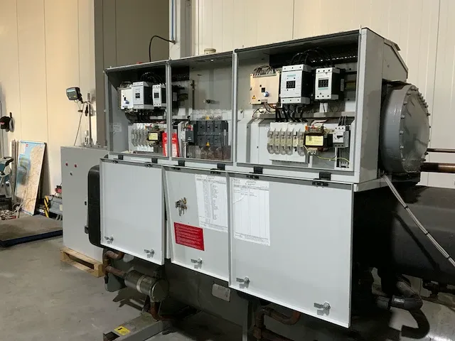 2001 carrier 30hxc190 watergekoelde koelinstallaties - afbeelding 5 van  17