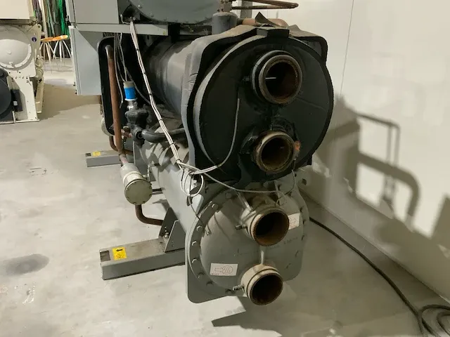 2001 carrier 30hxc190 watergekoelde koelinstallaties - afbeelding 12 van  17