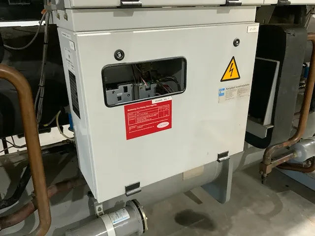 2001 carrier 30hxc190 watergekoelde koelinstallaties - afbeelding 2 van  23