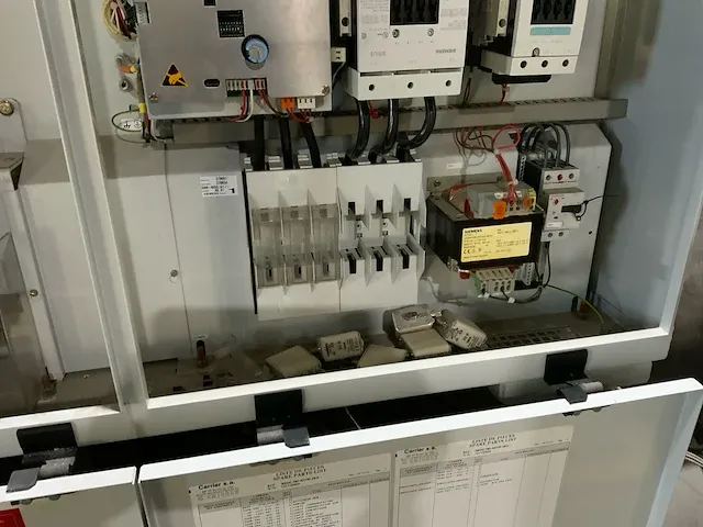 2001 carrier 30hxc190 watergekoelde koelinstallaties - afbeelding 14 van  23