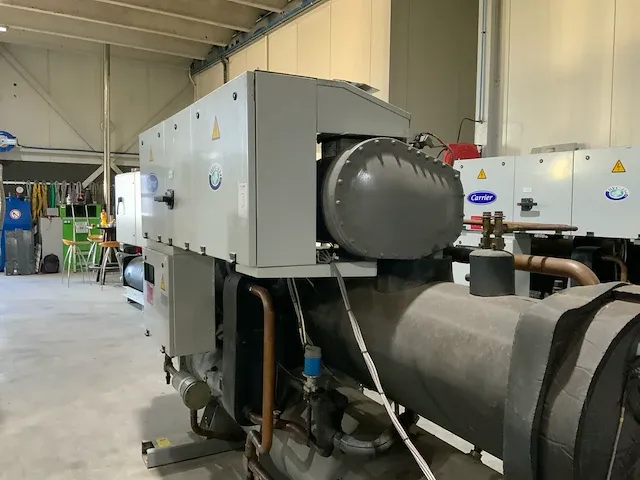2001 carrier 30hxc190 watergekoelde koelinstallaties - afbeelding 21 van  23