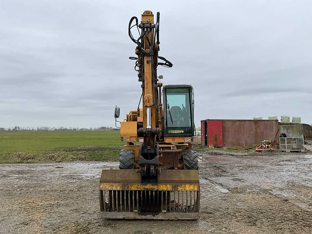 2001 case 788p banden graafmachine - afbeelding 23 van  32