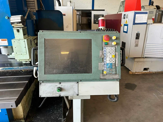2001 cinch-mill 30 cnc universele bewerkingscentra - afbeelding 10 van  19