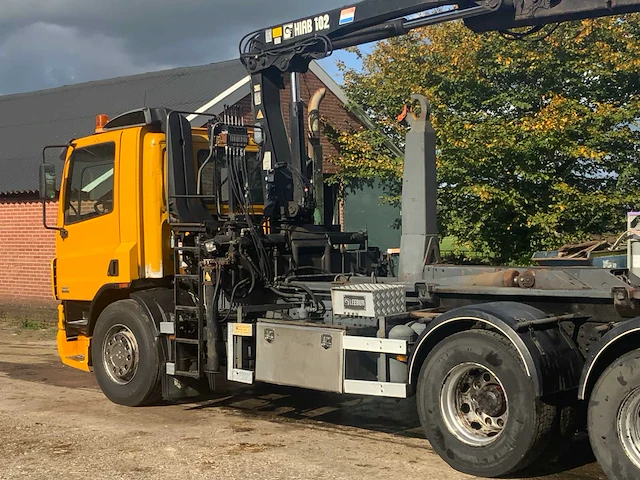 2001 daf cf 85.410 vrachtwagen haakarm hiab 102-2 autolaadkraan bl-pt-95 - afbeelding 51 van  63