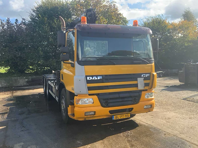 2001 daf cf 85.410 vrachtwagen haakarm hiab 102-2 autolaadkraan bl-pt-95 - afbeelding 45 van  63