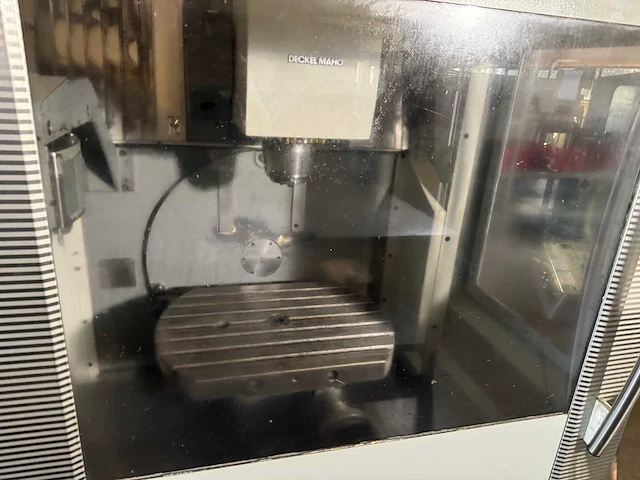 2001 deckel-maho dmu 50 t cnc bewerkingscentrum - afbeelding 9 van  10