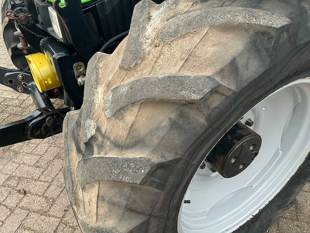 2001 deutz-fahr agrotron 100 vierwielaangedreven landbouwtractor - afbeelding 4 van  45