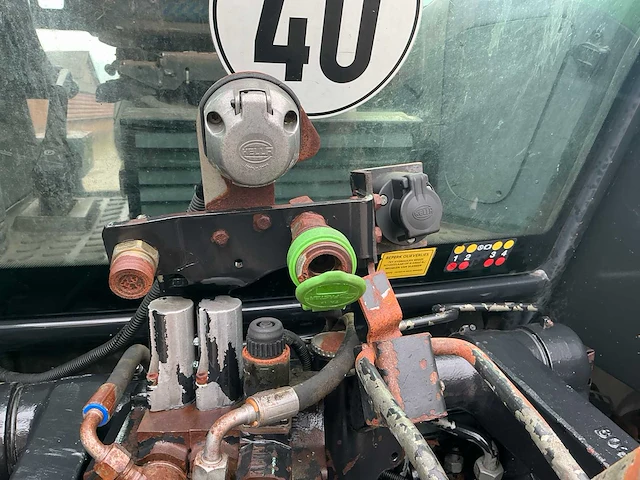 2001 deutz-fahr agrotron 100 vierwielaangedreven landbouwtractor - afbeelding 13 van  45