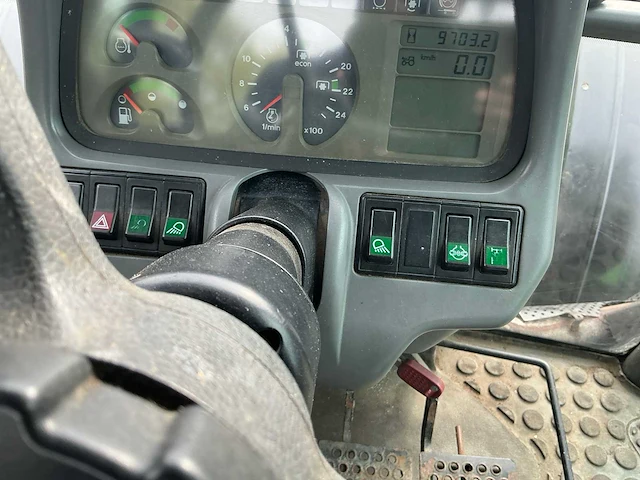 2001 deutz-fahr agrotron 100 vierwielaangedreven landbouwtractor - afbeelding 32 van  45