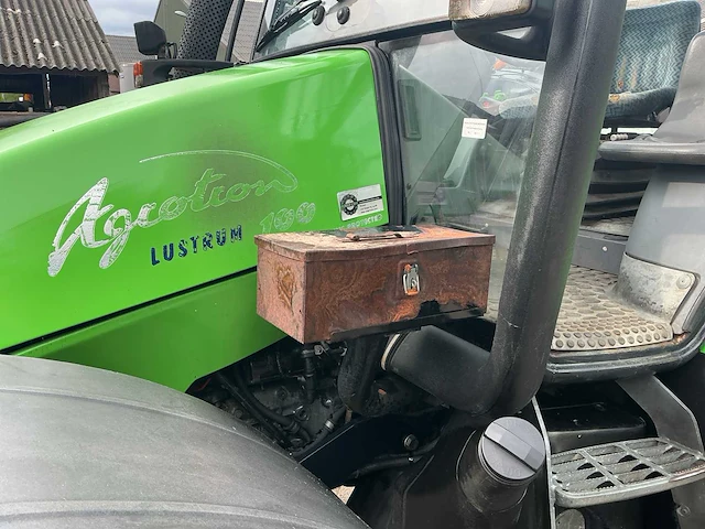 2001 deutz-fahr agrotron 100 vierwielaangedreven landbouwtractor - afbeelding 38 van  45