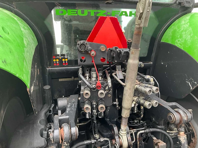 2001 deutz-fahr agrotron 115 mk3 vierwielaangedreven landbouwtractor - afbeelding 17 van  38