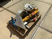2001 dewalt dw729a2 afkortcirkelzaagmachine - afbeelding 9 van  11