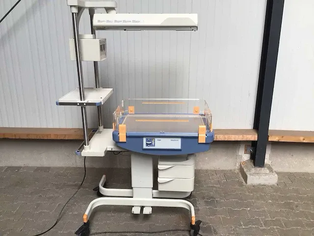 2001 dräger babytherm couveuse - afbeelding 1 van  5