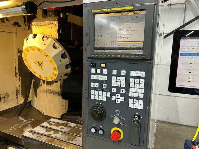 2001 fanuc robodrill t14 i bl cnc-bewerkingscentrum - afbeelding 12 van  16