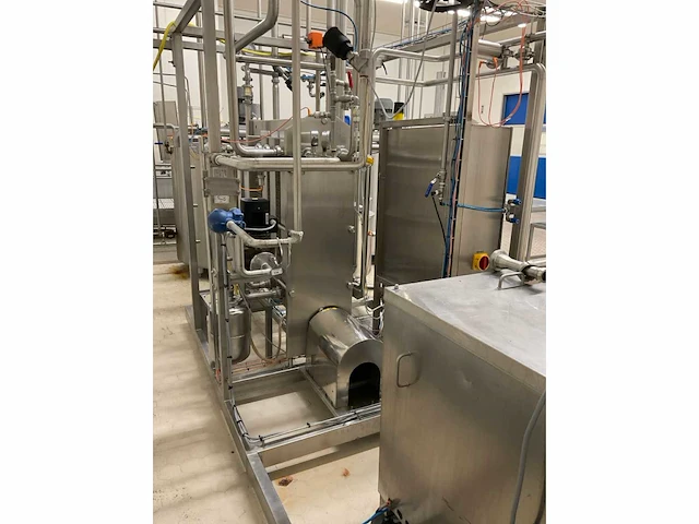 2001 fbf 011 zuivel pasteurisatielijn - afbeelding 9 van  14