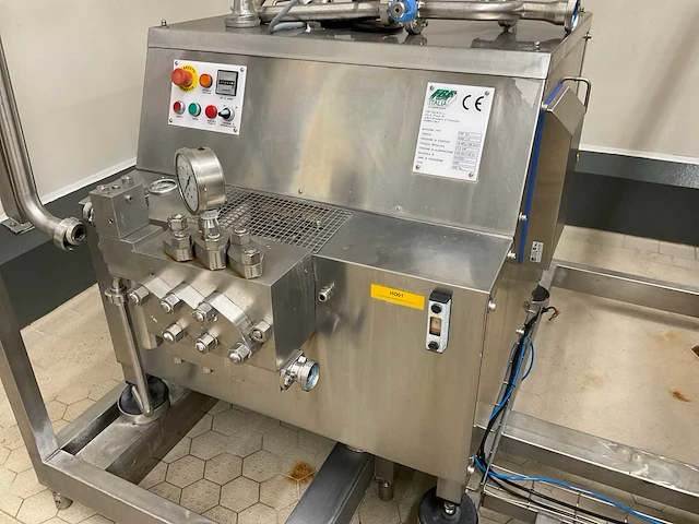 2001 fbf 011 zuivel pasteurisatielijn - afbeelding 10 van  14