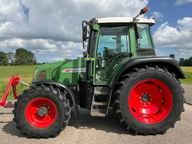 2001 fendt 410 vario vierwielaangedreven landbouwtractor - afbeelding 34 van  38