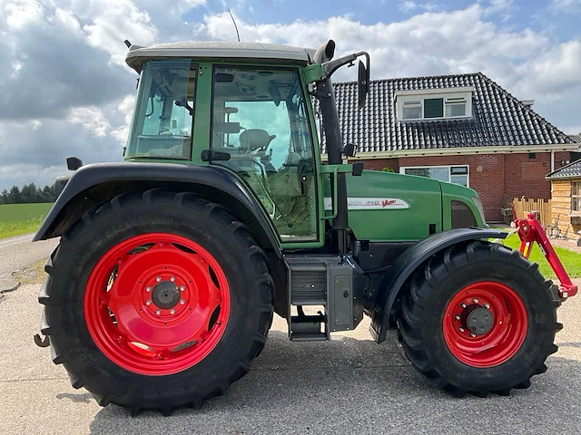 2001 fendt 410 vario vierwielaangedreven landbouwtractor - afbeelding 35 van  38