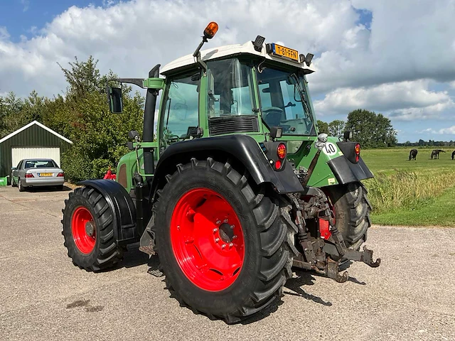 2001 fendt 410 vario vierwielaangedreven landbouwtractor - afbeelding 38 van  38