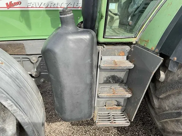 2001 fendt 716 vario vierwielaangedreven landbouwtractor - afbeelding 4 van  30