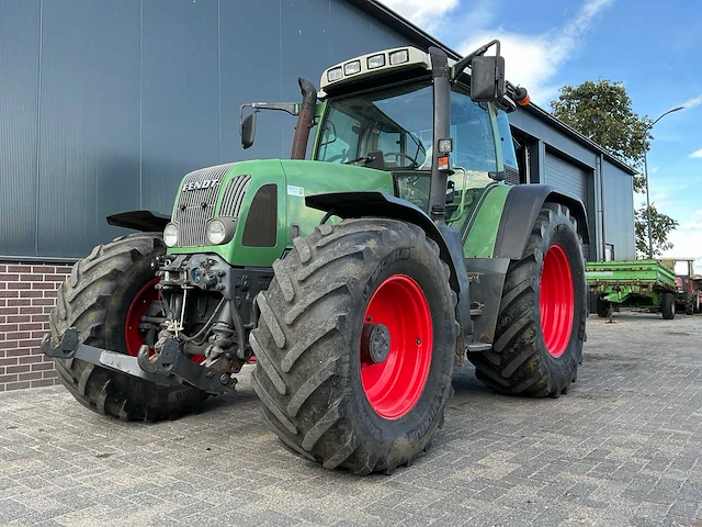 2001 fendt 716 vario vierwielaangedreven landbouwtractor - afbeelding 1 van  44