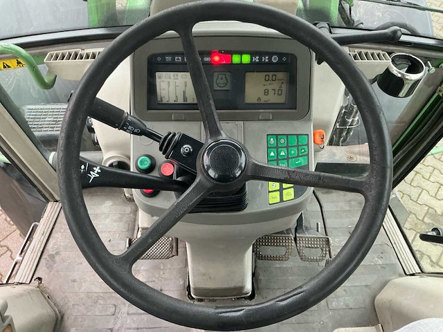 2001 fendt 716 vario vierwielaangedreven landbouwtractor - afbeelding 13 van  27