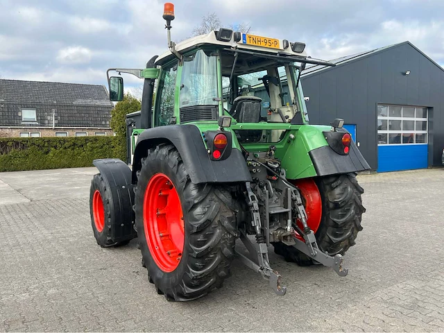 2001 fendt farmer 410 vierwielaangedreven landbouwtractor - afbeelding 12 van  20