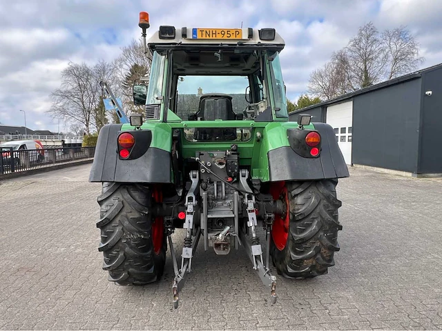 2001 fendt farmer 410 vierwielaangedreven landbouwtractor - afbeelding 14 van  20