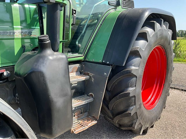 2001 fendt favorit 716 vario vierwielaangedreven landbouwtractor - afbeelding 22 van  46