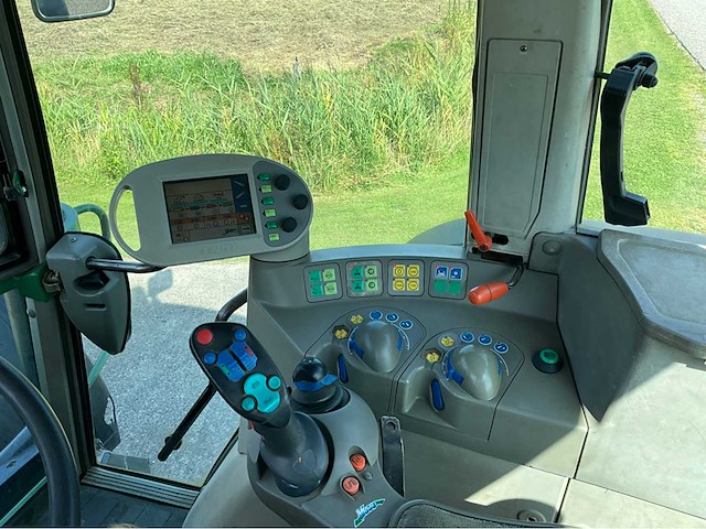 2001 fendt favorit 716 vario vierwielaangedreven landbouwtractor - afbeelding 30 van  46