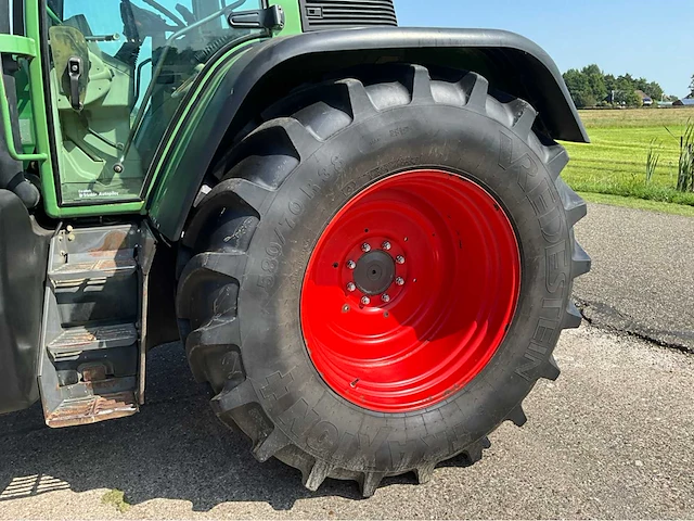 2001 fendt favorit 716 vario vierwielaangedreven landbouwtractor - afbeelding 16 van  46