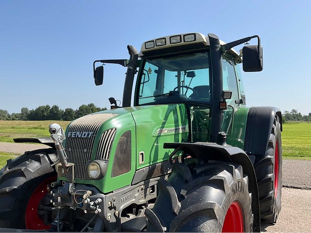 2001 fendt favorit 716 vario vierwielaangedreven landbouwtractor - afbeelding 2 van  46