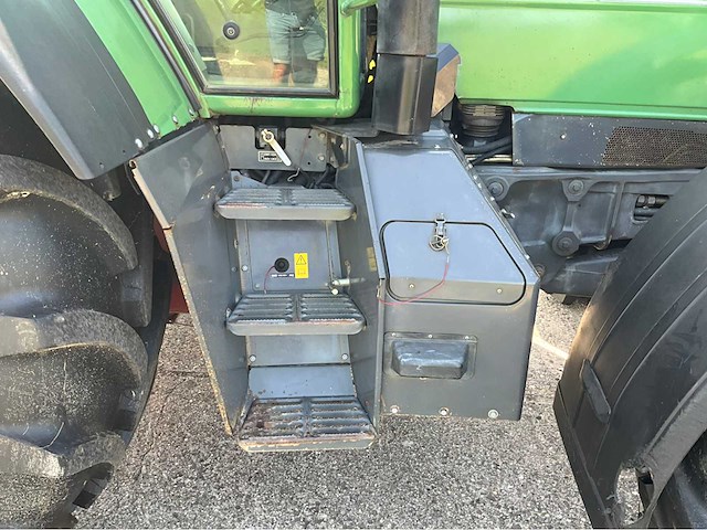 2001 fendt favorit 716 vario vierwielaangedreven landbouwtractor - afbeelding 21 van  46