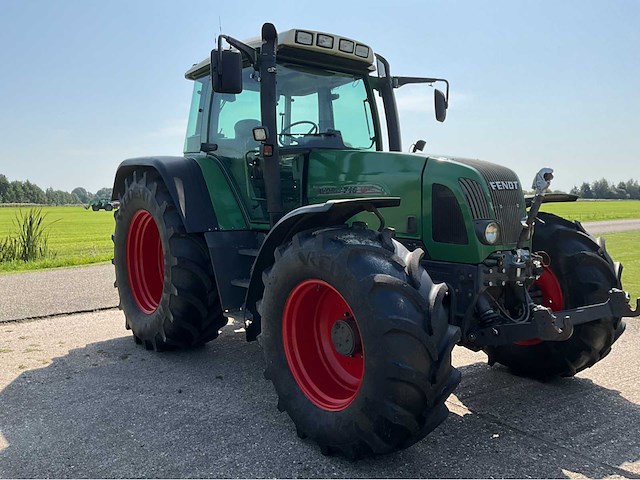 2001 fendt favorit 716 vario vierwielaangedreven landbouwtractor - afbeelding 34 van  46