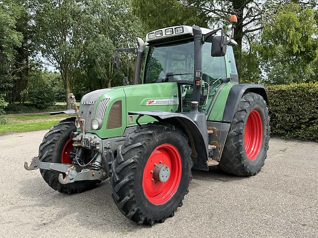 2001 fendt vario favorit 716 vierwielaangedreven landbouwtractor - afbeelding 2 van  38